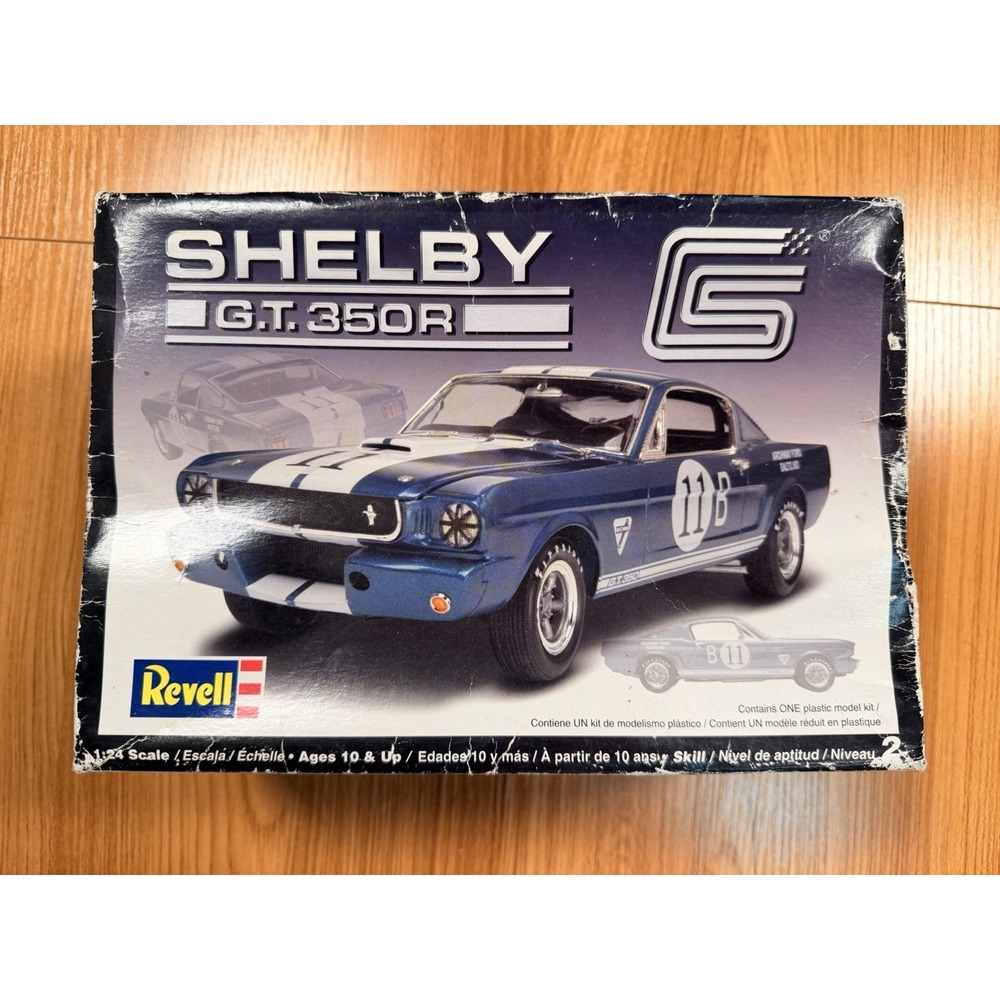 Revell Shelby G.T. 350R Mustang 1/24 Model Kit #2874 Started READ !!!!